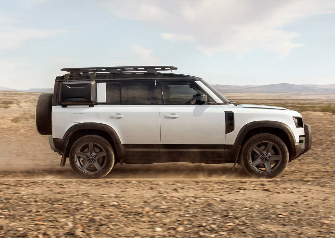 Land Rover Defender 2026