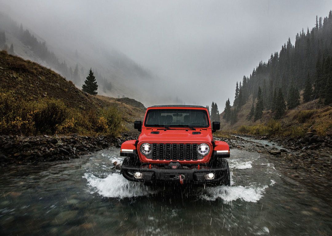 Jeep Wrangler Unlimited 2026 midsize off-road SUV