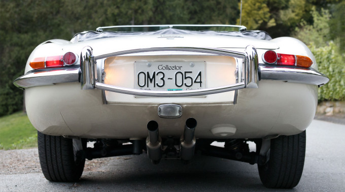 BC Collector License plate on Jaguar E-type 4.2 Coupe